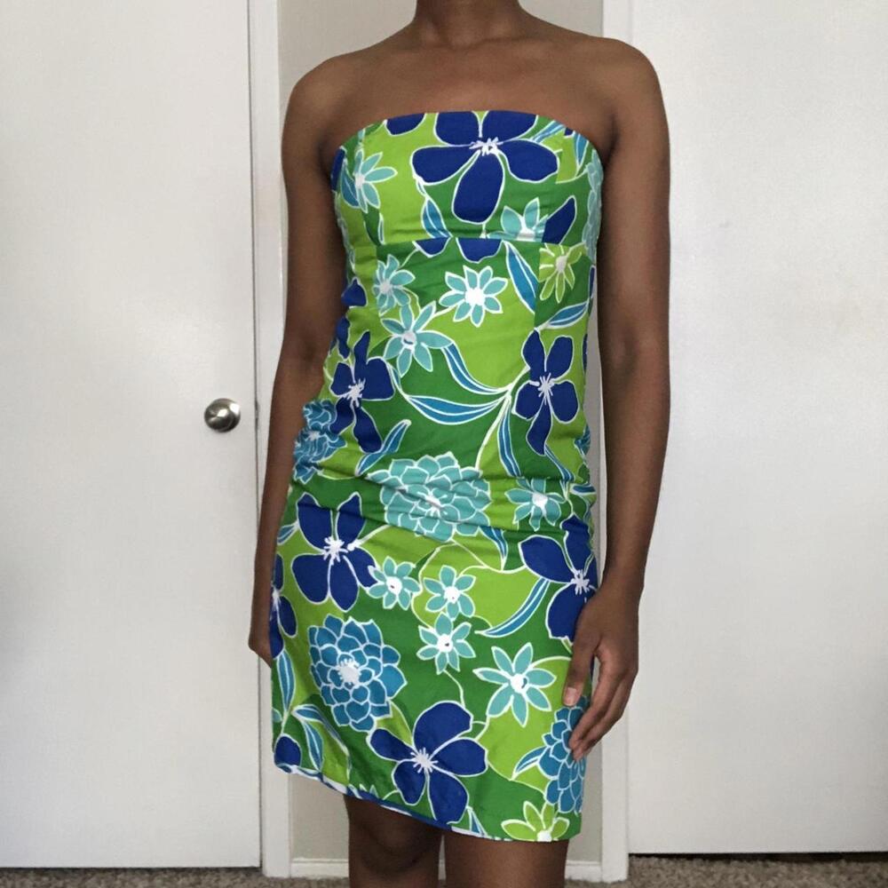 ✨SOLD✨ Vintage Y2K green and blue floral reversible strapless dress beachy m